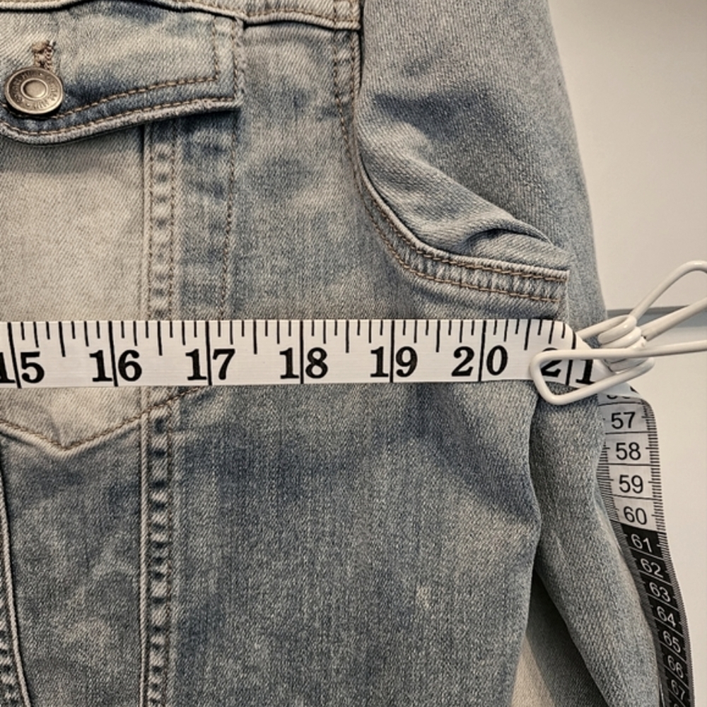 NWT-Garnet Hill Light Blue Denim Jean Jacket - Picture 4 of 10